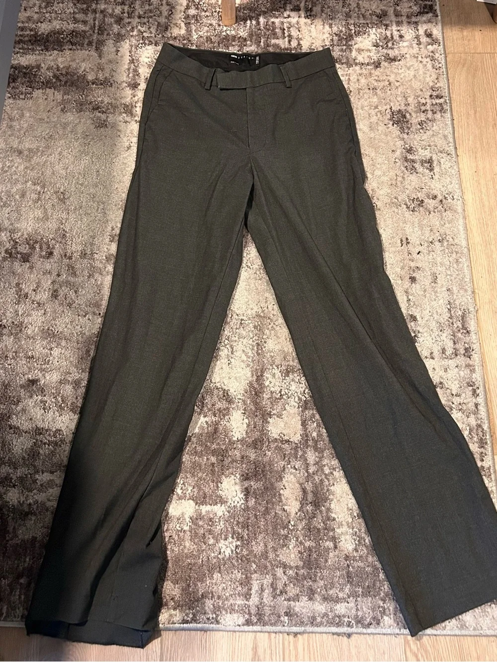 Classic Pleated Trousers